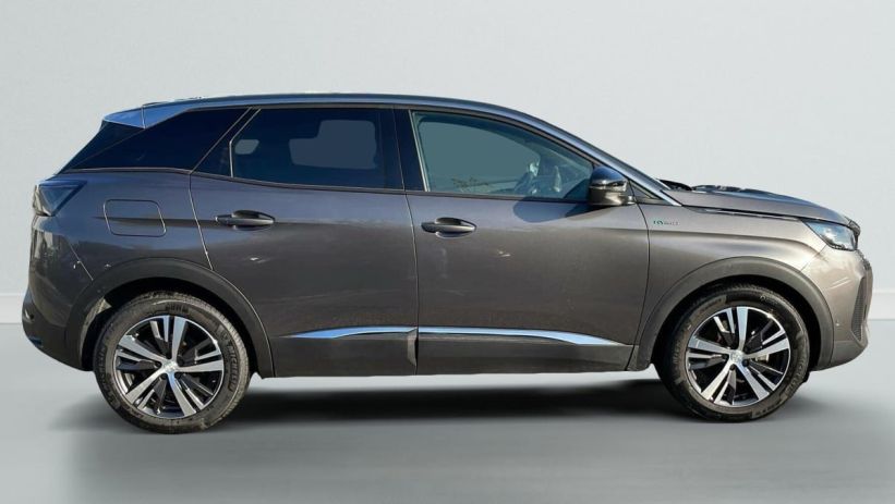 Aperçu du véhicule : Hybrid 225 e-EAT8 Allure Pack