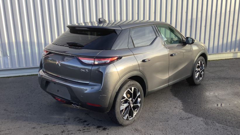 Aperçu du véhicule : DS 3 PureTech 130 EAT8 Opera