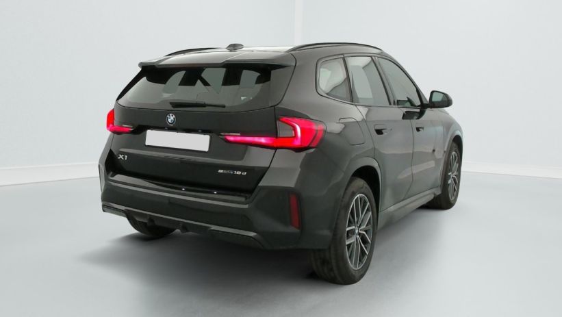 Aperçu du véhicule : SDRIVE 18D 150CH DKG7 M SPORT