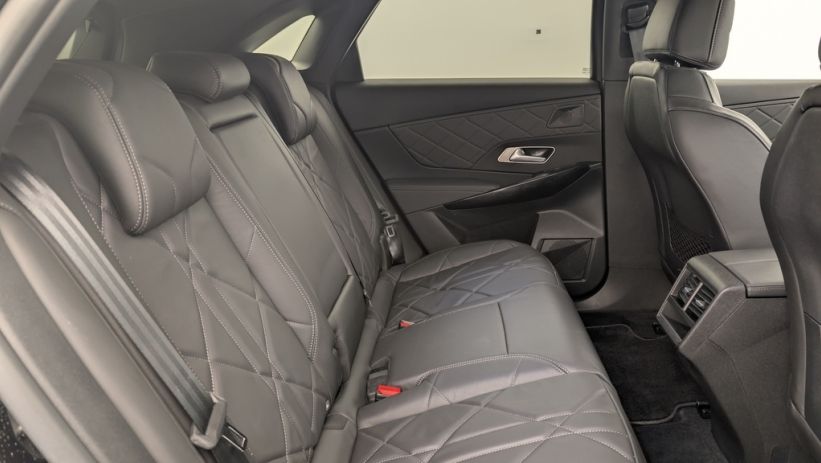 Aperçu du véhicule : Hybride Rechargeable E-Tense 225 EAT8 Rivoli