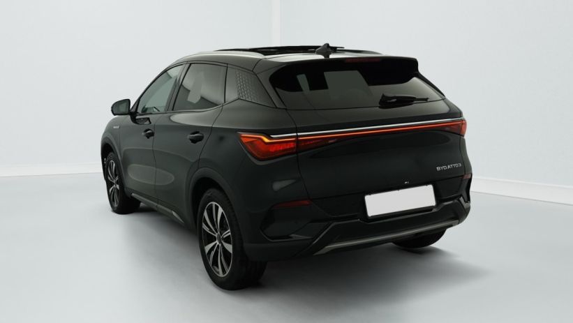 Aperçu du véhicule : 60 5 kWh 204 ch Design