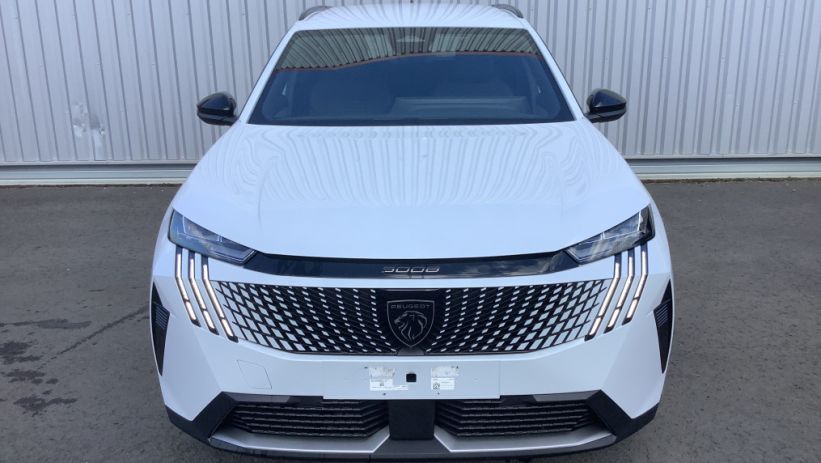 Aperçu du véhicule : 5008 Hybrid 145 ch e-DCS6 Allure