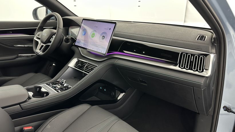 Aperçu du véhicule : 1.5l DM-i 218ch PHEV Boost (18kWh)
