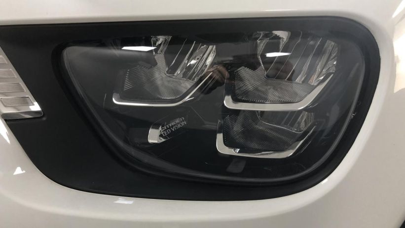 Aperçu du véhicule : SHINE 83CV 