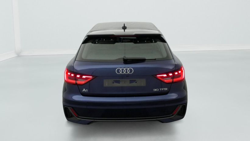 Aperçu du véhicule : 30 TFSI 116 ch S tronic 7 Design