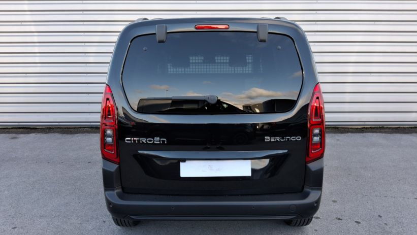 Aperçu du véhicule : BERLINGO Taille M BlueHDi 130 S&S EAT8 Plus - N1
