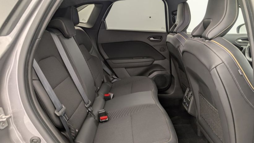 Aperçu du véhicule : E-Tech full hybrid 145 Iconic