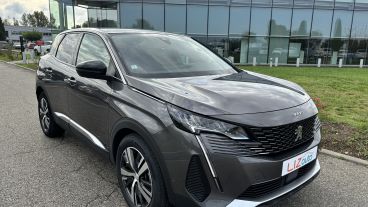 Aperçu du véhicule : HYBRID 225CH ALLURE E-EAT8