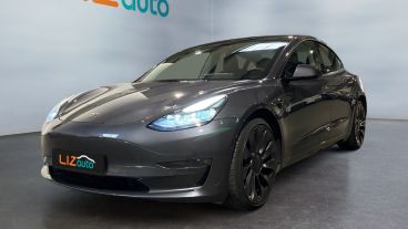 Aperçu du véhicule : PERFORMANCE PUP AWD UPGRADE MY22