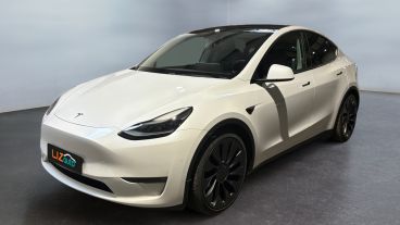 Aperçu du véhicule : PERFORMANCE AWD