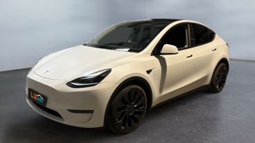 Aperçu du véhicule : PERFORMANCE AWD