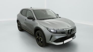 Aperçu du véhicule : 1.2 Ibrida 145 ch eDCT6 Intensa