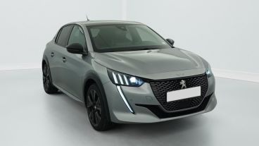 Aperçu du véhicule : 50 KWH 136CH GT