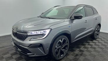 Aperçu du véhicule : E-Tech full hybrid 200 Techno esprit Alpine Gris Schiste - Toit Noir Etoilé avec 2400€ d'équipements inclus