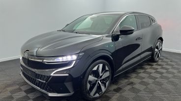 Aperçu du véhicule : 220 ch autonomie confort Techno Noir Etoilé avec 4000€ d'équipements inclus