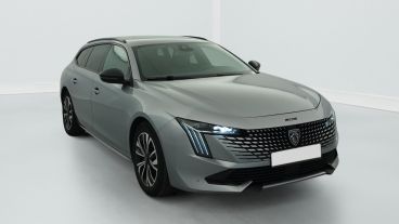 Aperçu du véhicule : Hybrid 225 e-EAT8 Allure