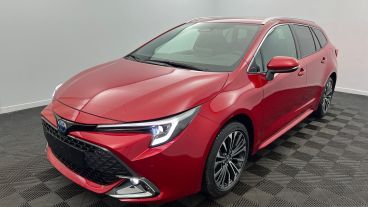 Aperçu du véhicule : Hybride 178ch Design Rouge Intense avec 2590€ d'équipements inclus