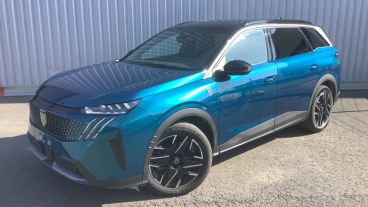 Aperçu du véhicule : 5008 Hybrid 145 ch e-DCS6 GT