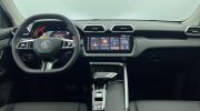 Aperçu du véhicule : 1.5 L Hybrid+ 197 ch Toit panoramique ouvrant Luxury Cosmic Silver avec 650€ d'équipements inclus