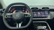 Aperçu du véhicule : 1.5 L Hybrid+ 197 ch Toit panoramique ouvrant Luxury Cosmic Silver avec 650€ d'équipements inclus