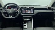 Aperçu du véhicule : 1.5 L Hybrid+ 197 ch Toit panoramique ouvrant Luxury Pebble Black avec 650€ d'équipements inclus