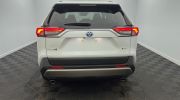 Aperçu du véhicule : Hybride 218 ch 2WD Dynamic Blanc Lunaire Nacré avec 3100€ d'équipements inclus